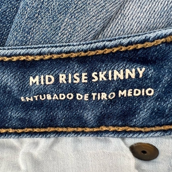 Universal Thread Mid Rise Skinny Jeans Size 6 Women’s - Picture 4 of 6